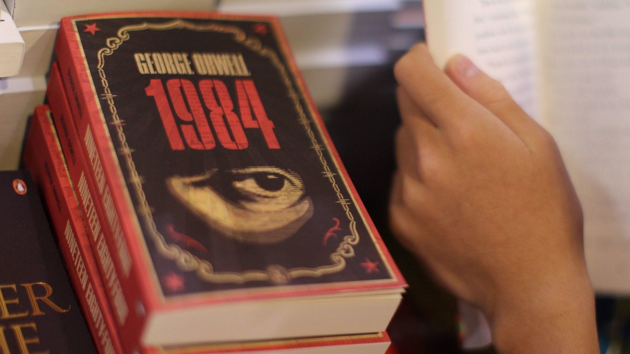 Le roman dystopique de George Orwell 1984 adapté sur les chaînes de